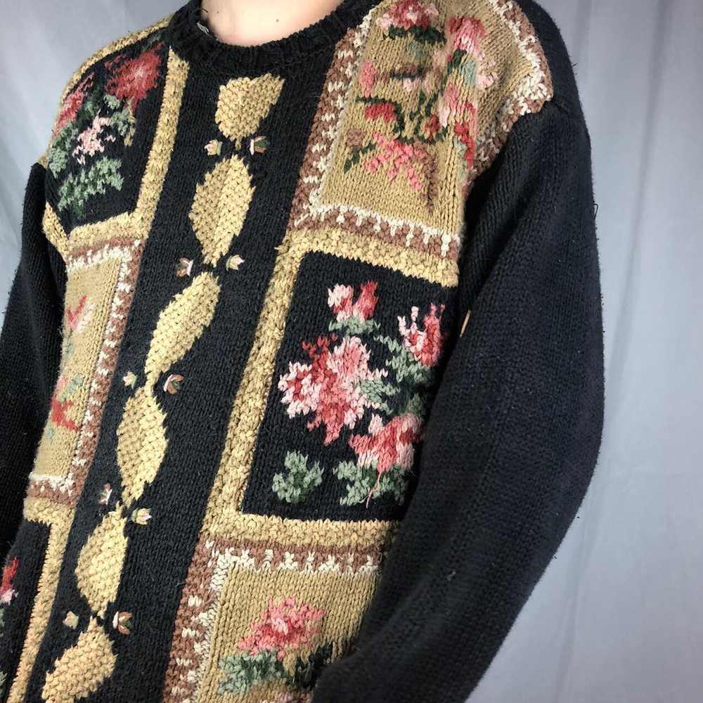 Vintage Vintage 90s honors embroidered flower pat… - image 2