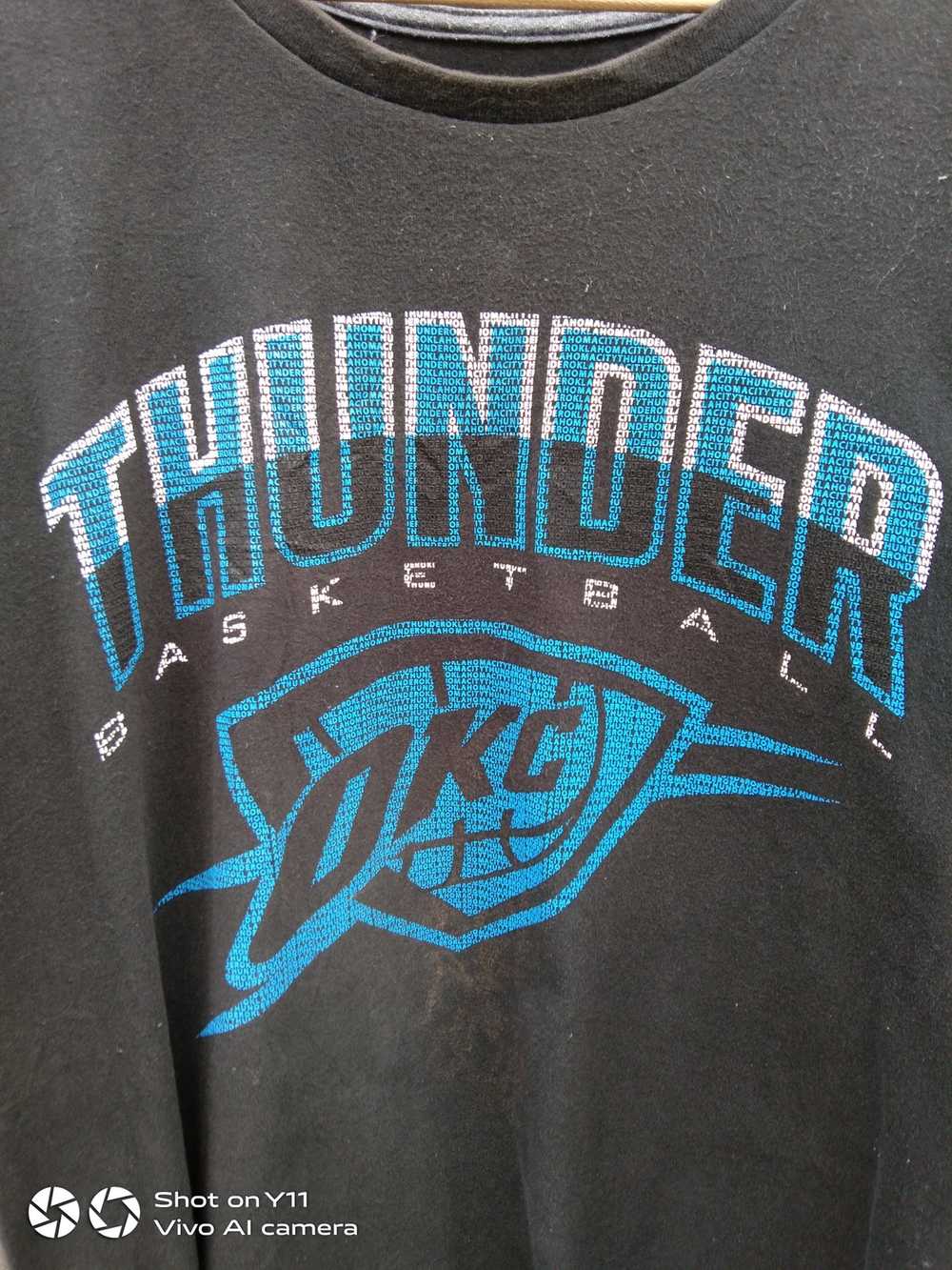 NBA Tee thunder basketball big logo - image 7