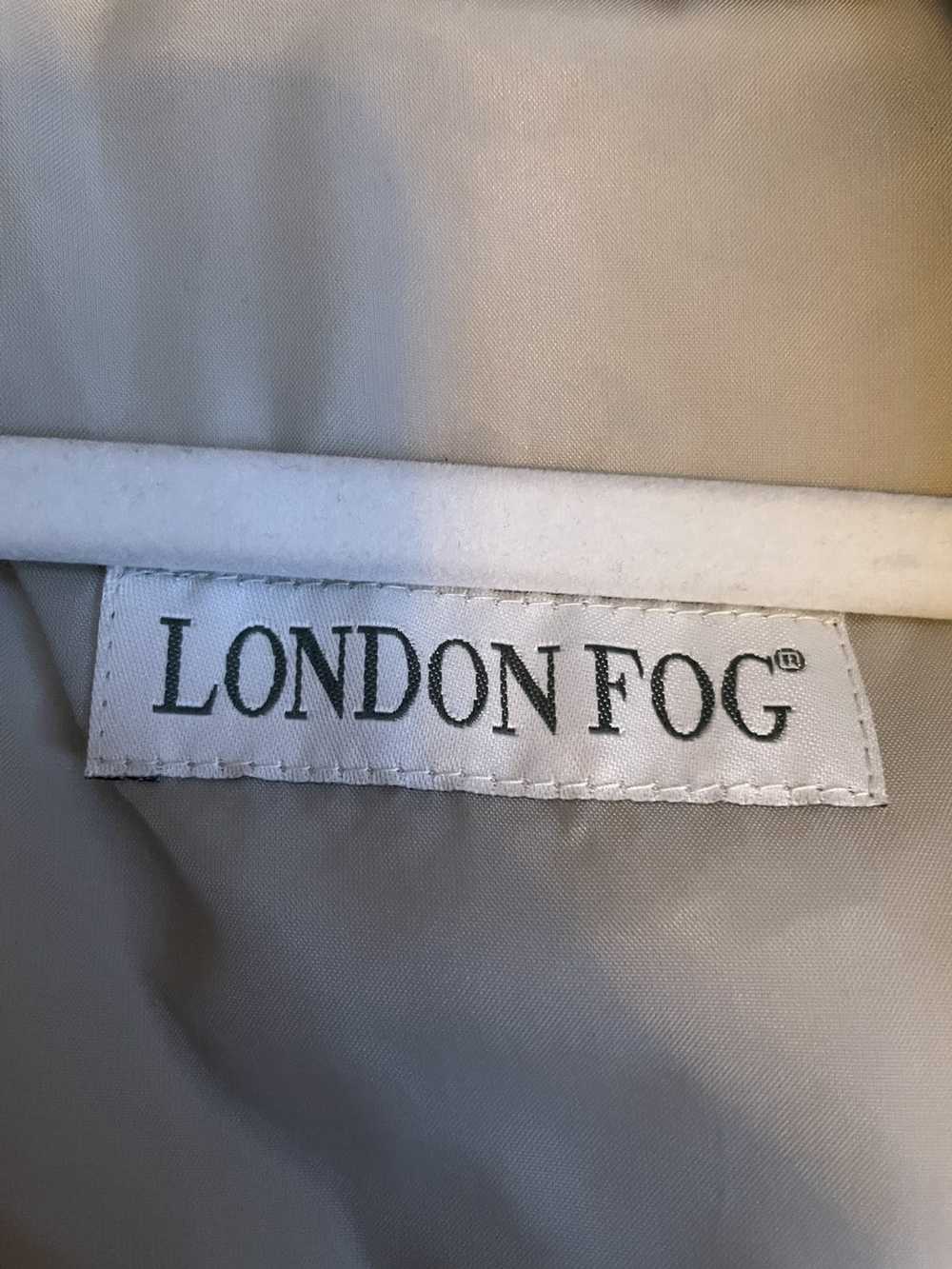 London Fog vintage london fog slim raincoat - image 3