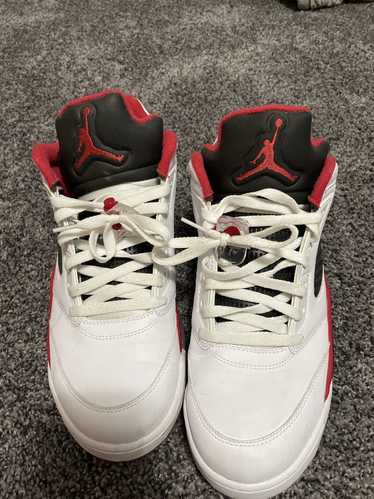 Nike Jordan fire red 5s