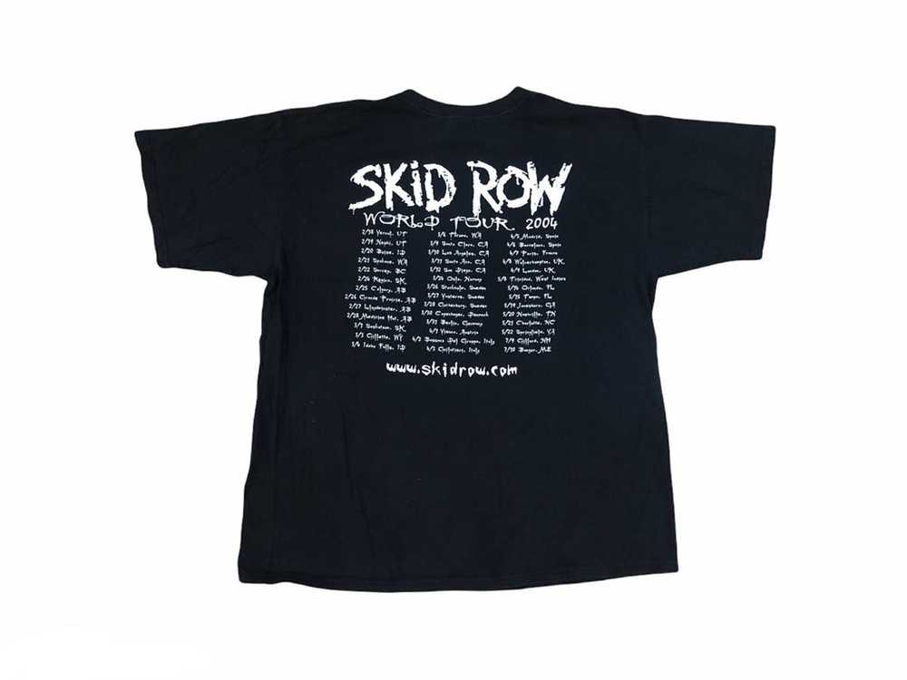 Vintage Vintage 2004 Skid Row World Tour Tee Y2K - image 2