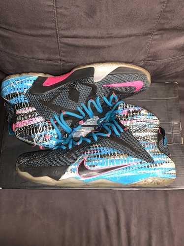 Nike LeBron 12 23 Chromosomes 2015