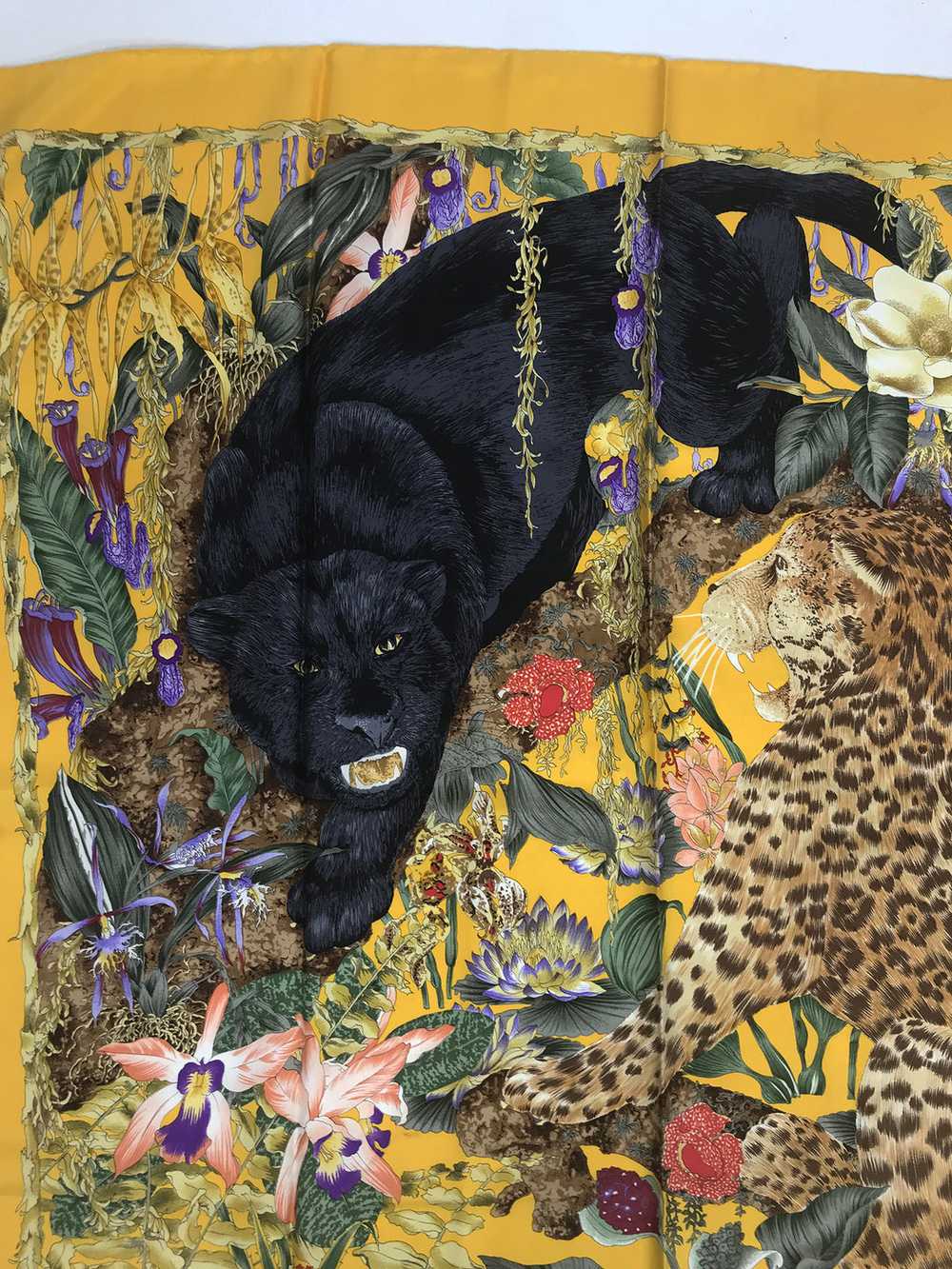 Gucci Orchid Jungle with Big Cats Silk Scarf 34" … - image 4