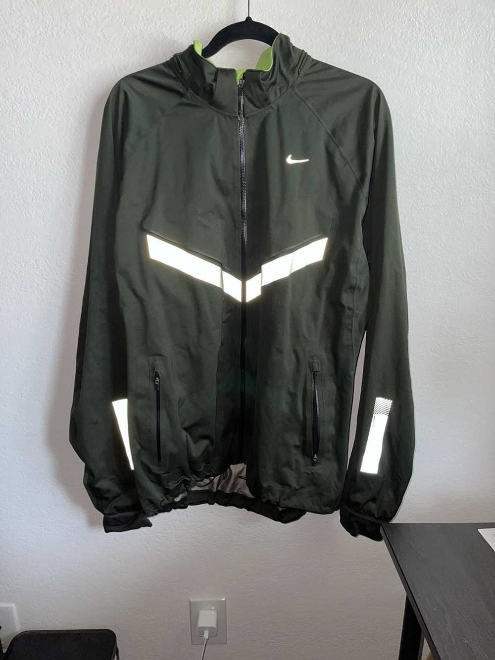 Nike Nike Running Jacket Size Large - image 2