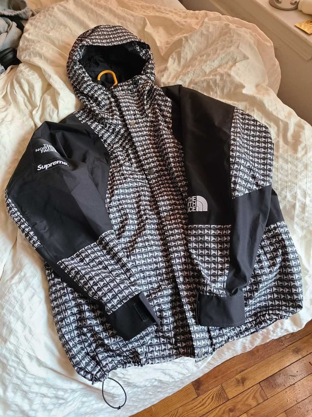 即時発送North Face Studded Mountain Light Jacket マウンテンパーカー