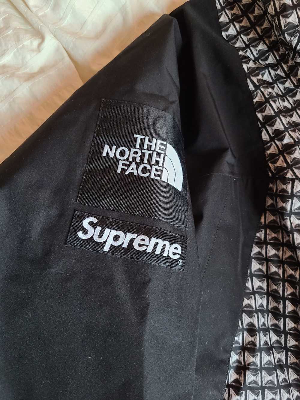 SS21 Supreme x The North Face Studded Mountain Light Jacket