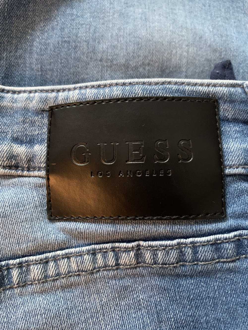 Guess GUESS SLIM TAPER JEANS - image 5