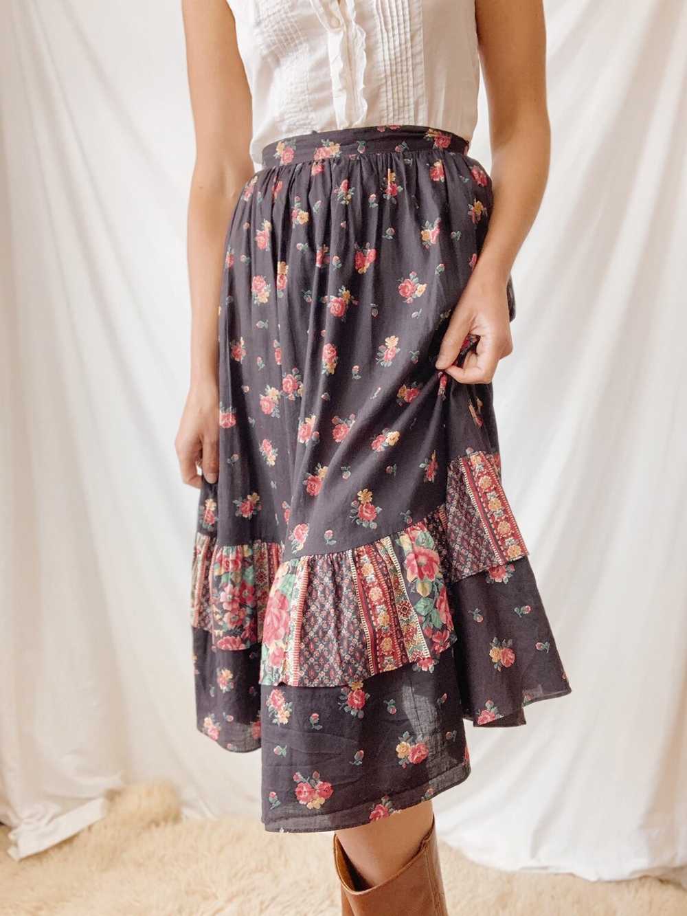 Floral Folk Prairie Skirt - image 4