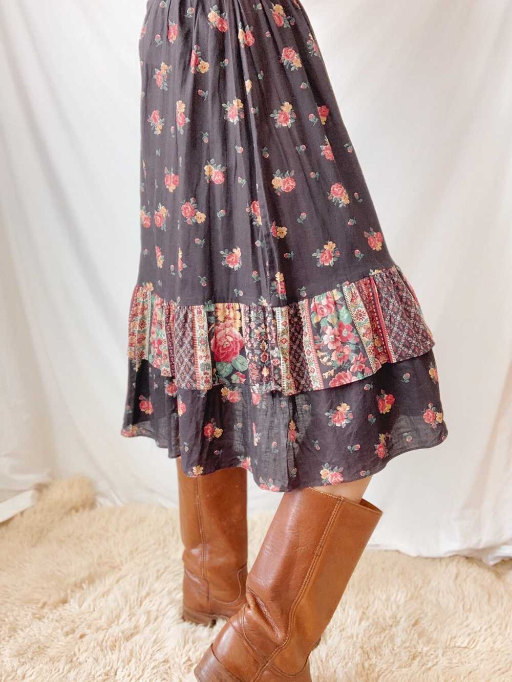 Floral Folk Prairie Skirt - image 5