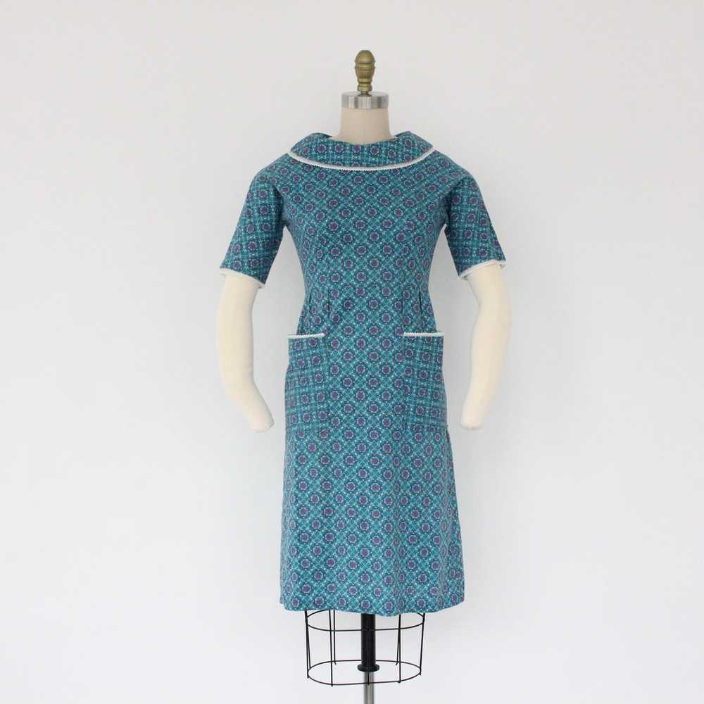 50s Ditsy Floral Wiggle Dress - image 9