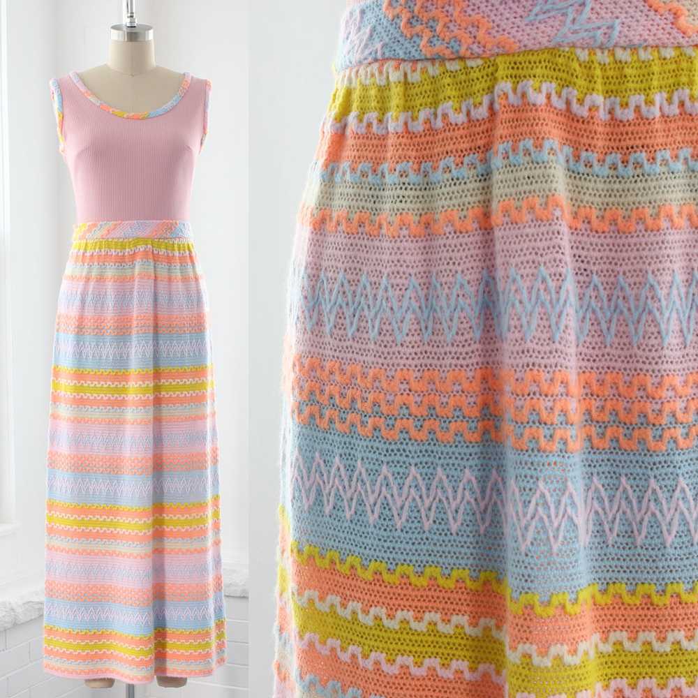 70s Psychedelic Knit Maxi Dress - image 1