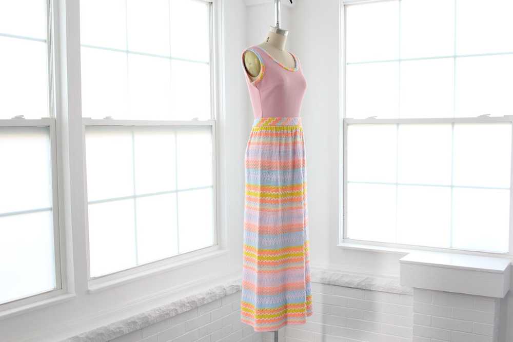 70s Psychedelic Knit Maxi Dress - image 3