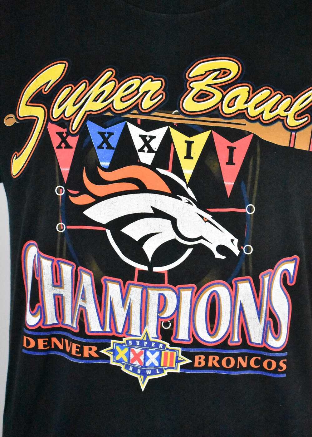 1998 Denver Broncos Super Bowl XXXII Champion T-S… - image 2