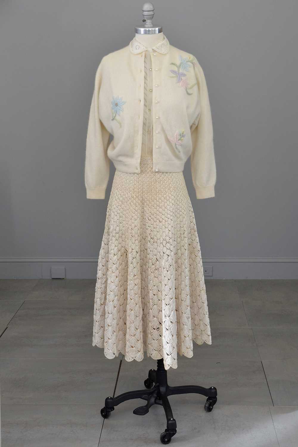 1950s Pearl Woven Raffia Full Skirt - image 2