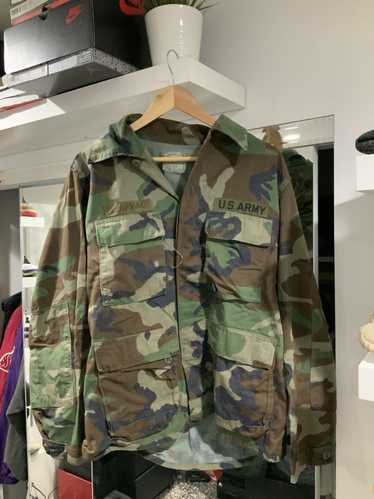 Vintage U.S. Army Camo Jacket Medium