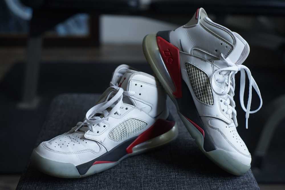 Jordan Brand × Nike Nike Air Jordan Mars 270 - image 1