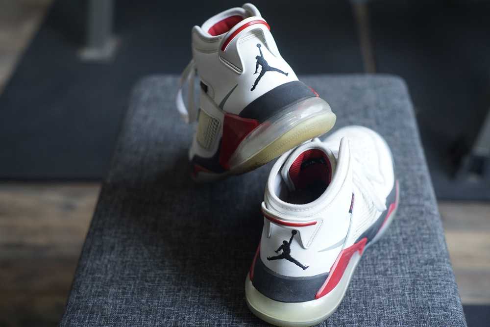 Jordan Brand × Nike Nike Air Jordan Mars 270 - image 2