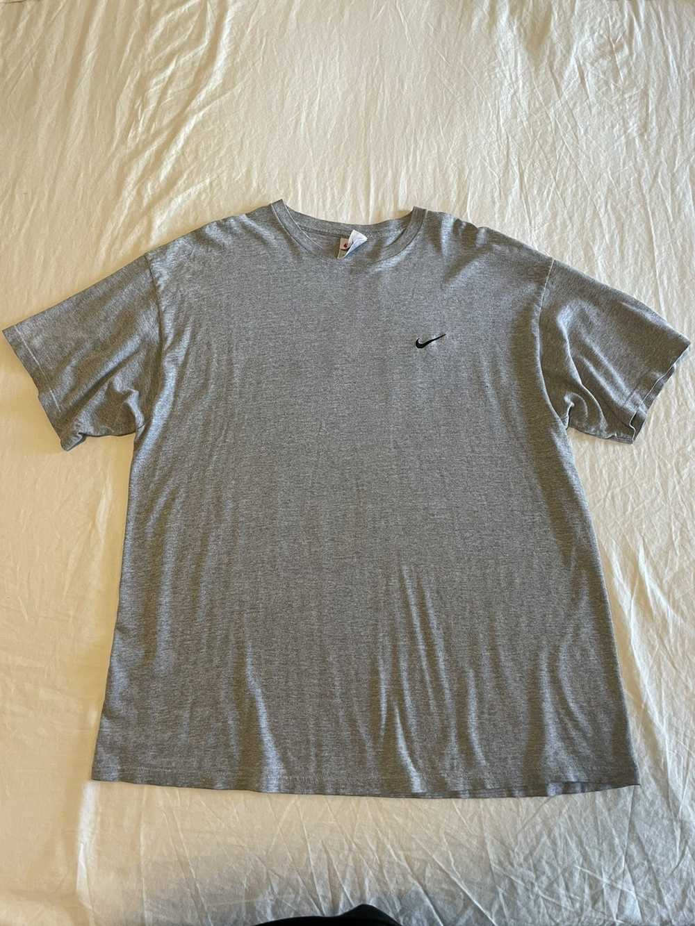 Nike × Vintage Nike Air T-Shirt Vintage 1990s Grey - image 1