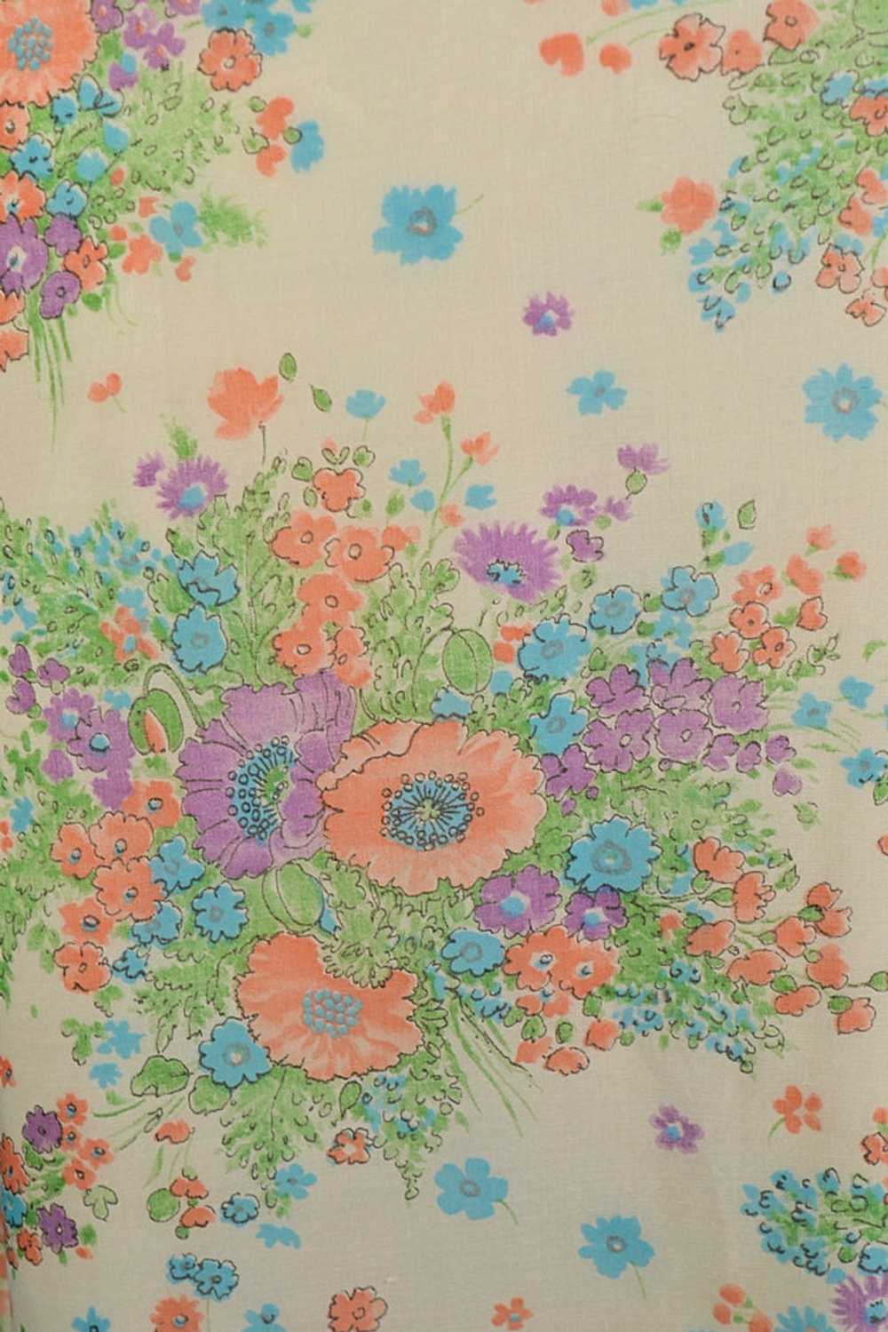 Vintage 60s/70s Floral Print Empire Waist Sleevel… - image 10