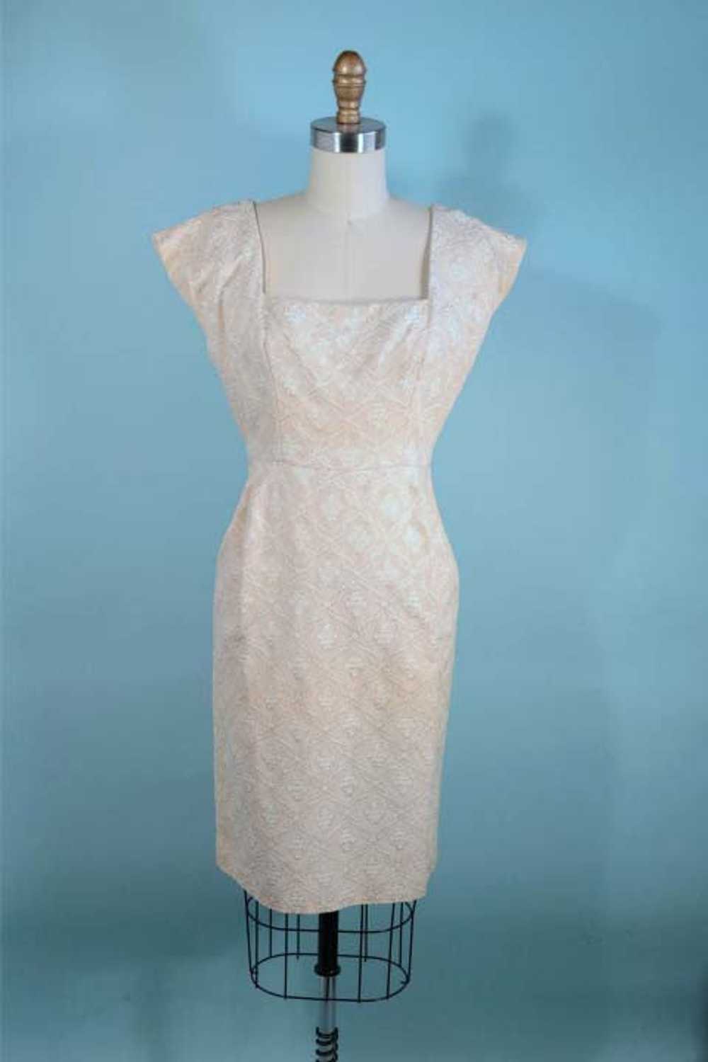 Vintage 50s Fitted Wiggle Dress + Removable Peplu… - image 4