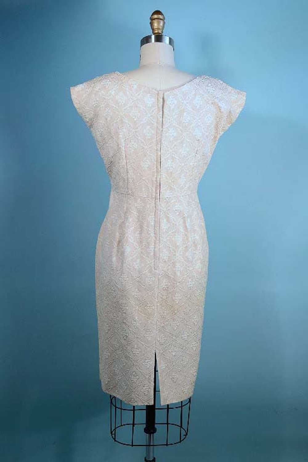 Vintage 50s Fitted Wiggle Dress + Removable Peplu… - image 8