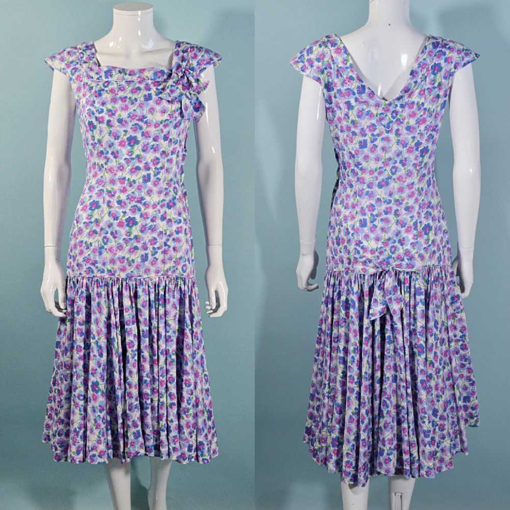 Vintage 50s Floral Print Drop Waist Dress w/Bows … - image 3