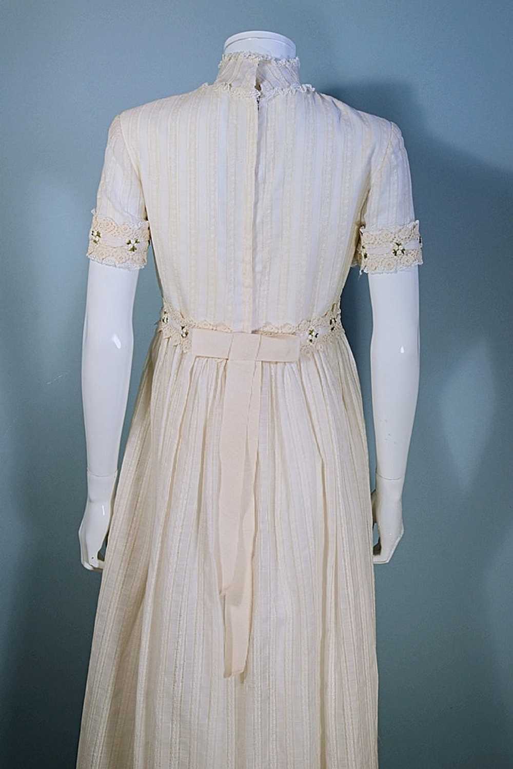 Vintage 60s MOD Cream Maxi Dress, Empire Waist We… - image 10