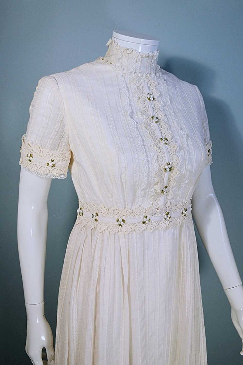 Vintage 60s MOD Cream Maxi Dress, Empire Waist We… - image 6