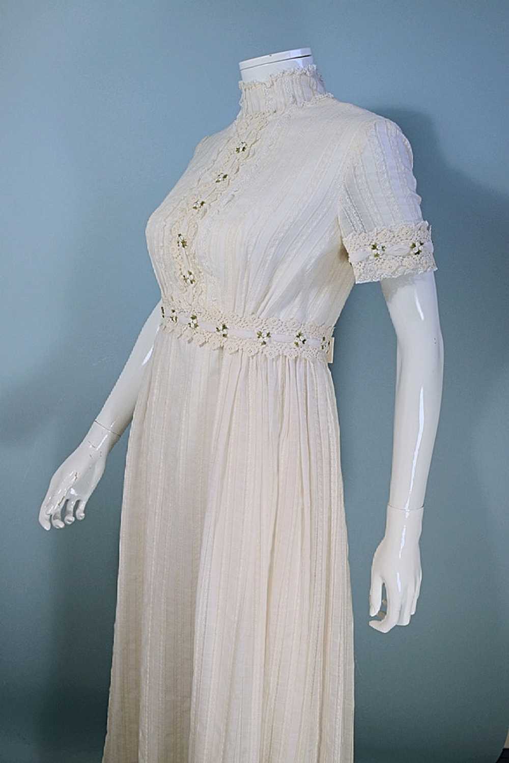 Vintage 60s MOD Cream Maxi Dress, Empire Waist We… - image 8
