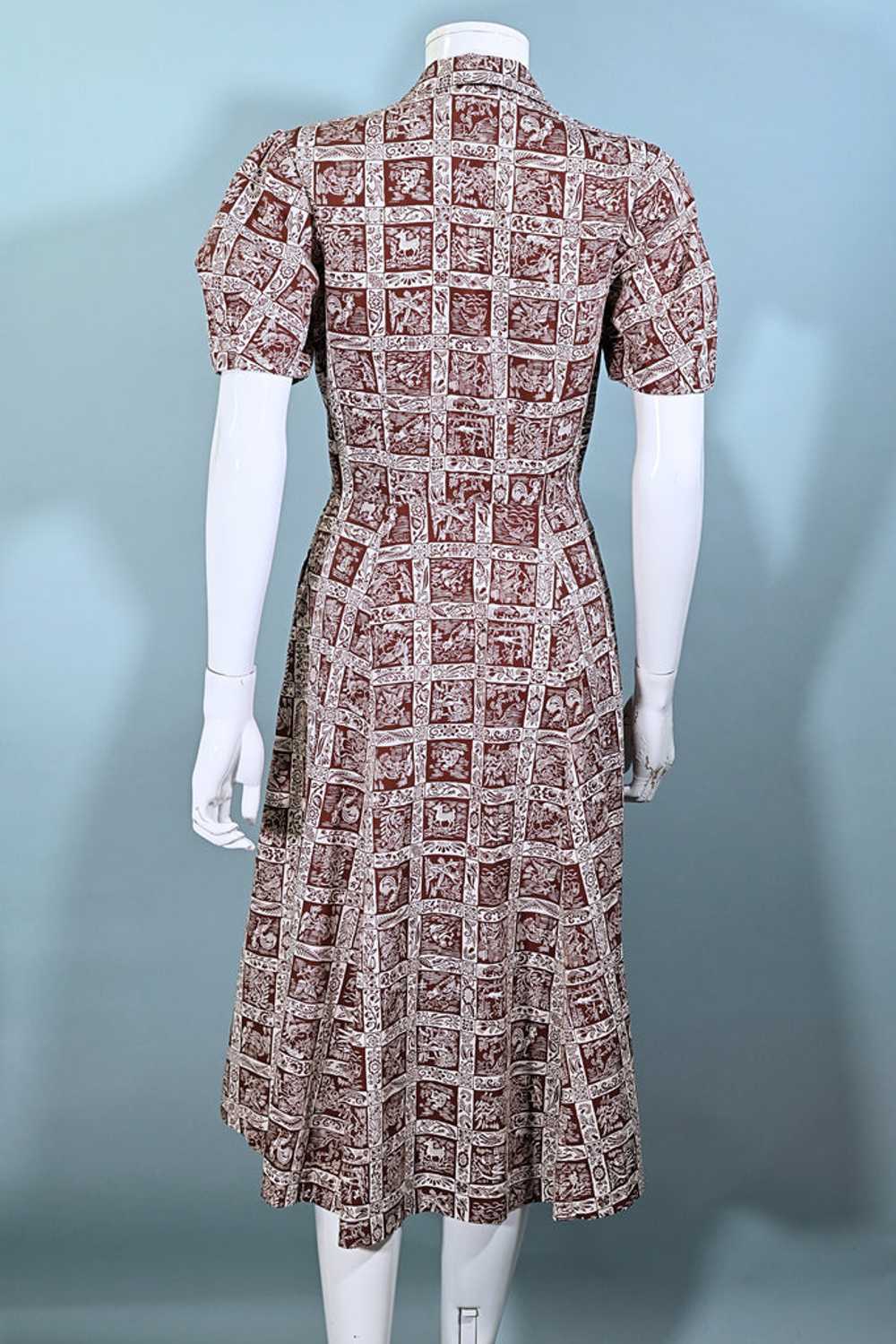 Vintage 40s Novelty Print Cottagecore Dress, Pock… - image 9