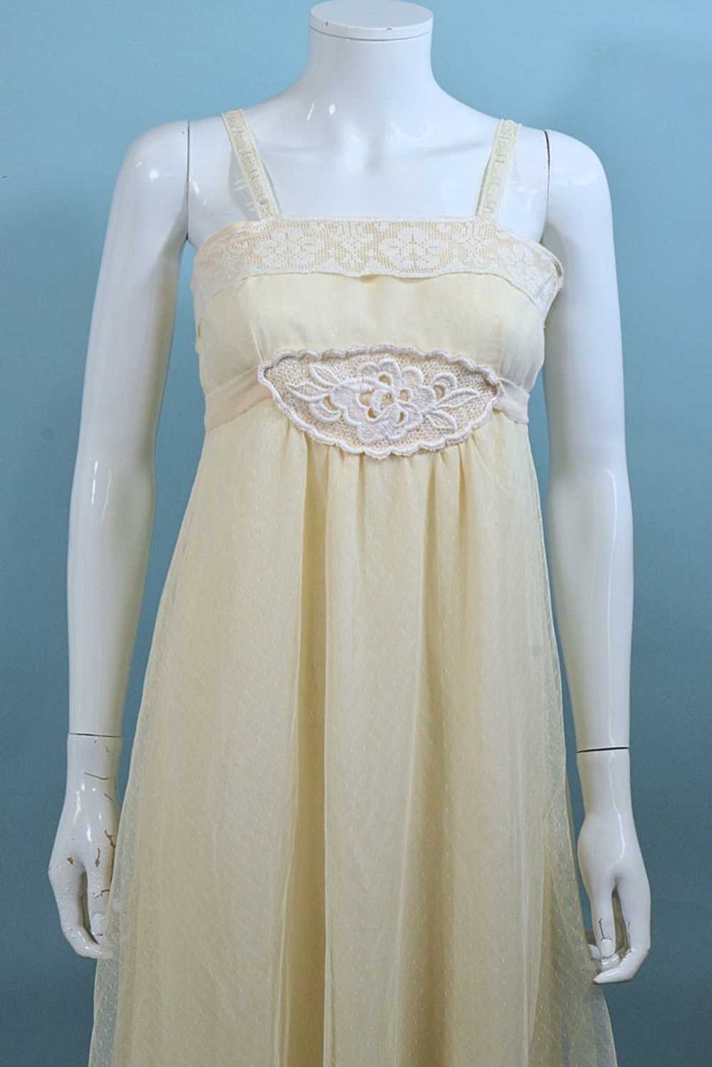 Vintage Cream Sheer Lace Maxi Dress, 20s Style Co… - image 5