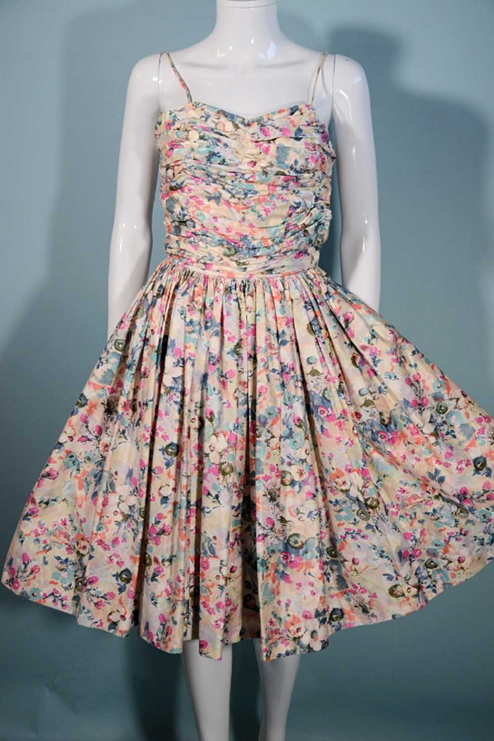 Vintage 50s Fit + Flare Pink Floral Full Skirt Dr… - image 4