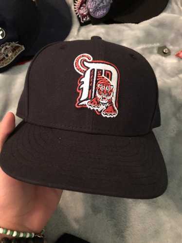 New Era Detroit Tigers Fitted Size 7 1/4 - image 1