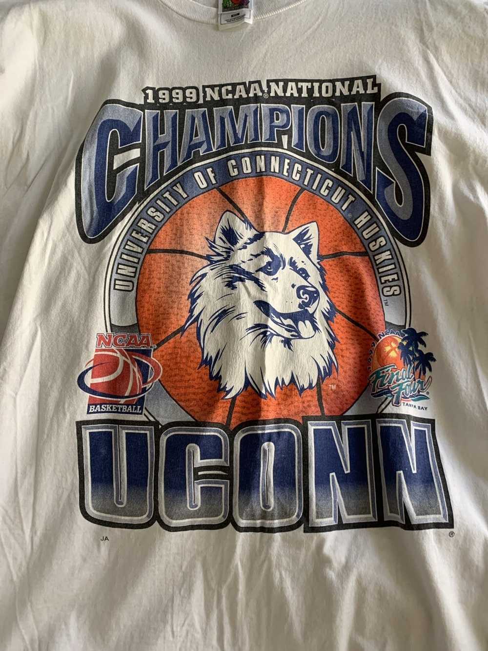 Vintage Vintage 90s UCONN Huskies NCAA Basketball… - image 2