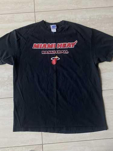 NBA Vintage Nike Miami Heat basketball t shirt