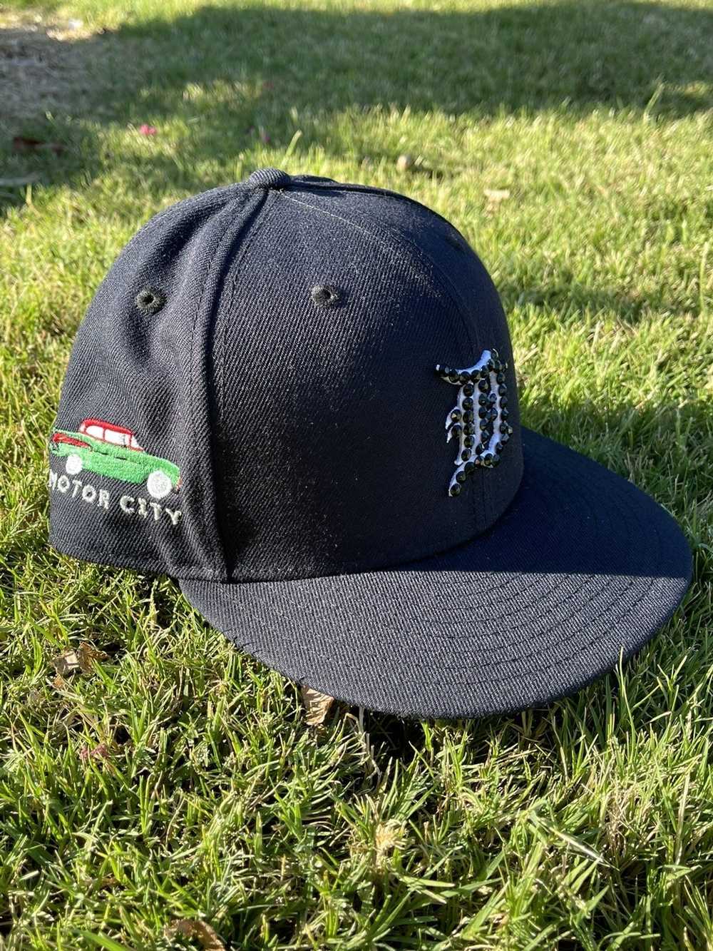 New Era × Swarovski New Era 59Fifty 7 1/8 Custom … - image 1