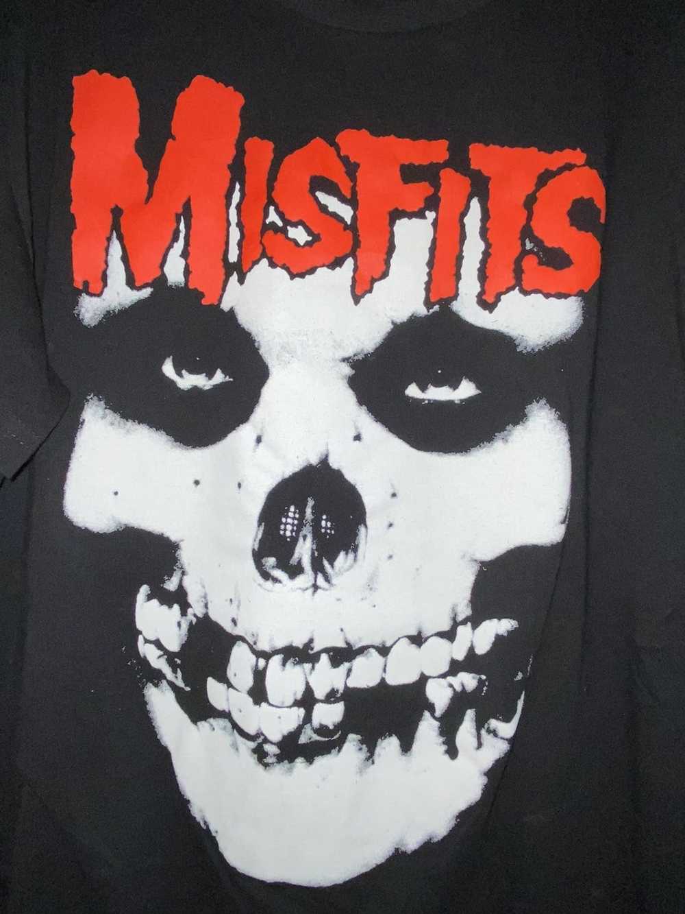 Vintage 2000s Misfits t shirt - image 2