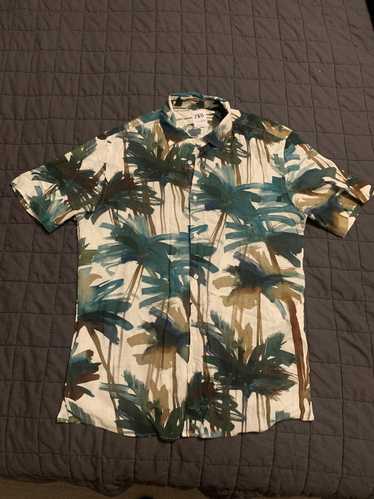 Zara Men’s floral printed short sleeve button up