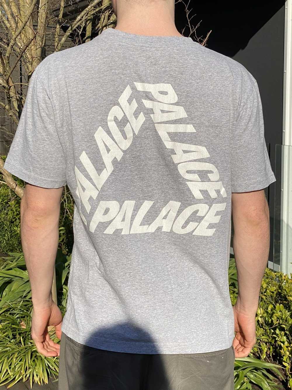 Palace 2016 Palace P3 Font Tri-Ferg T-shirt GREY … - image 2