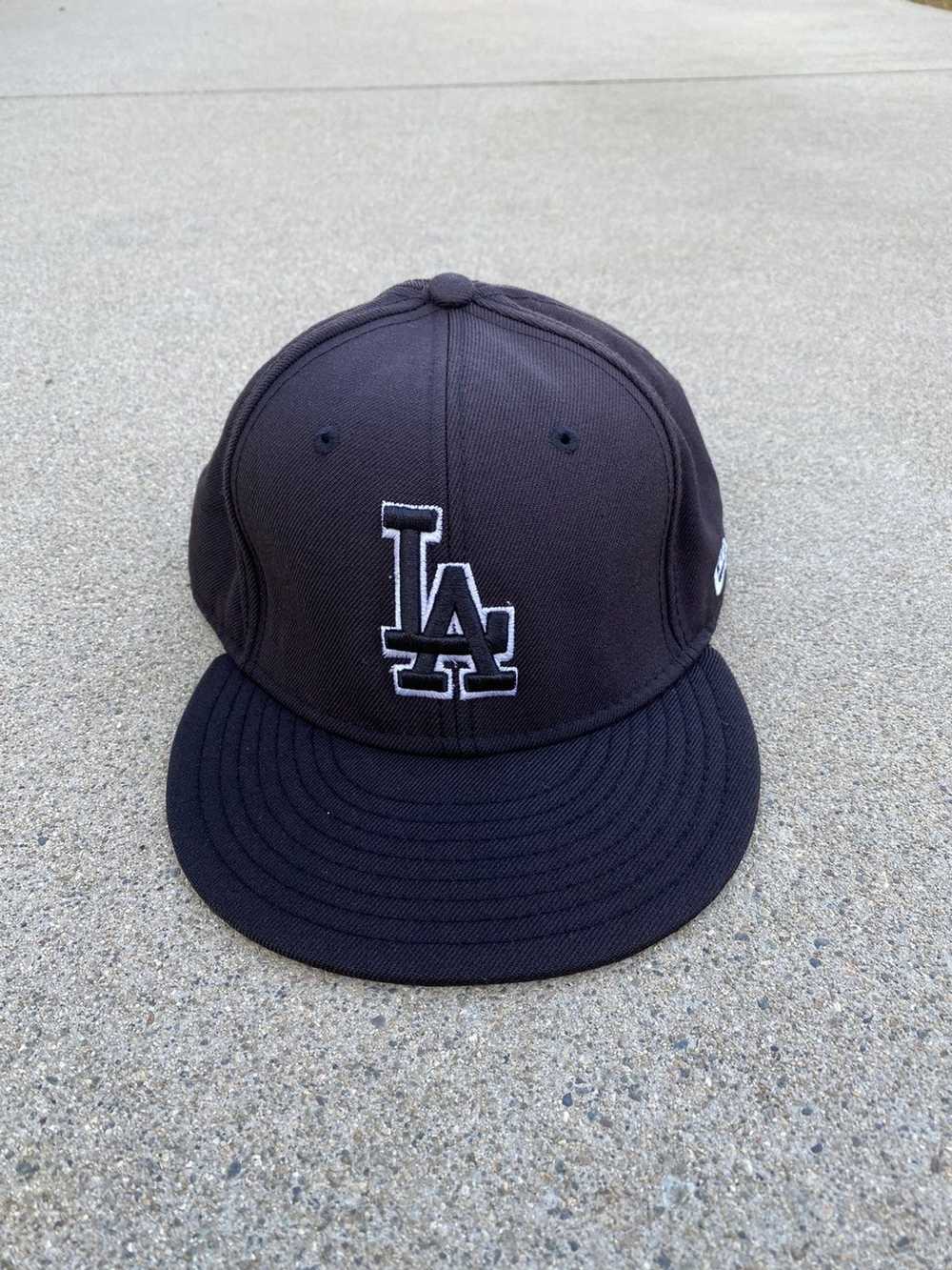 New Era LA Dodgers Fitted Cap/Hat Black - image 3