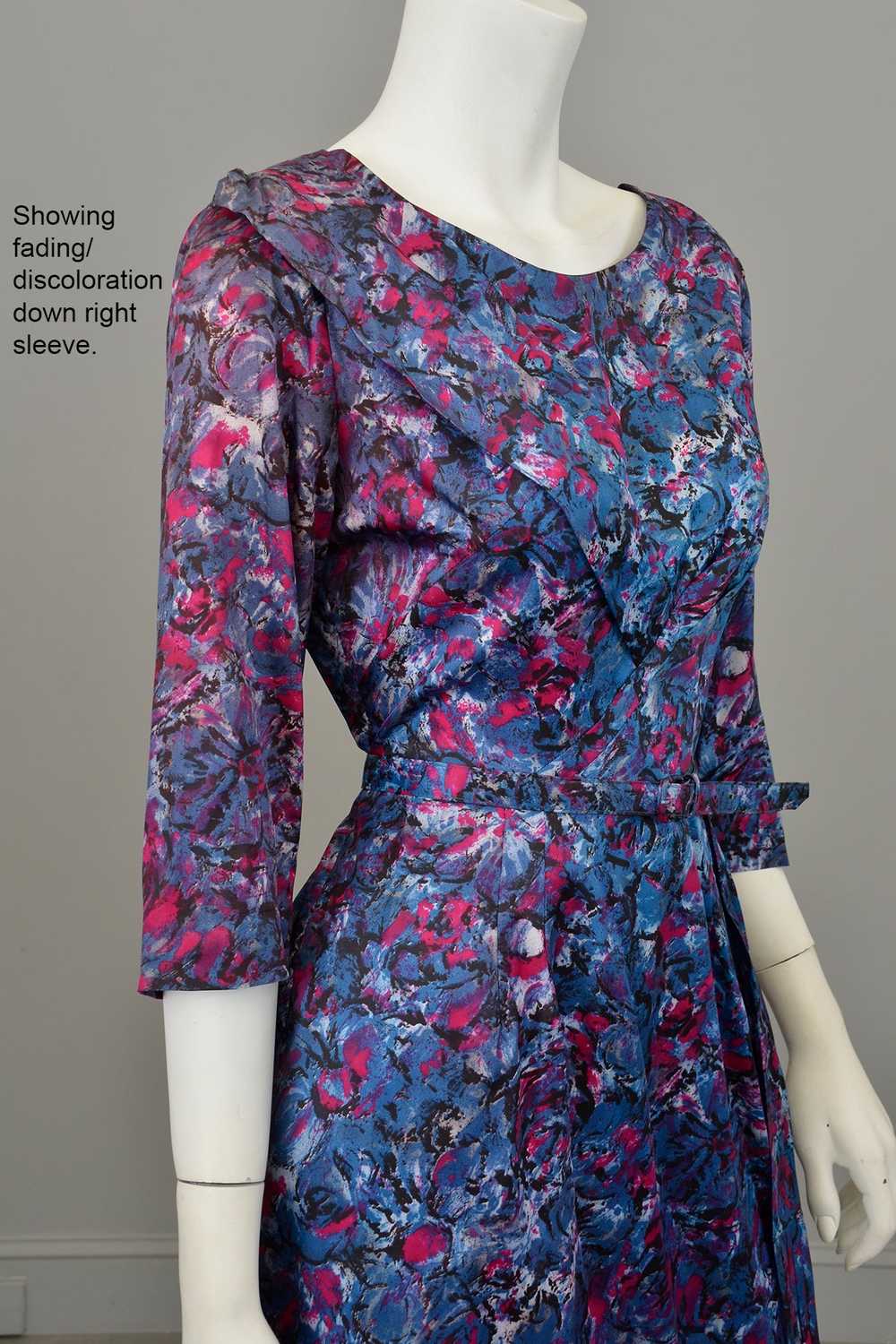 1940s Satin Impressionist Floral Dress with Fring… - image 10