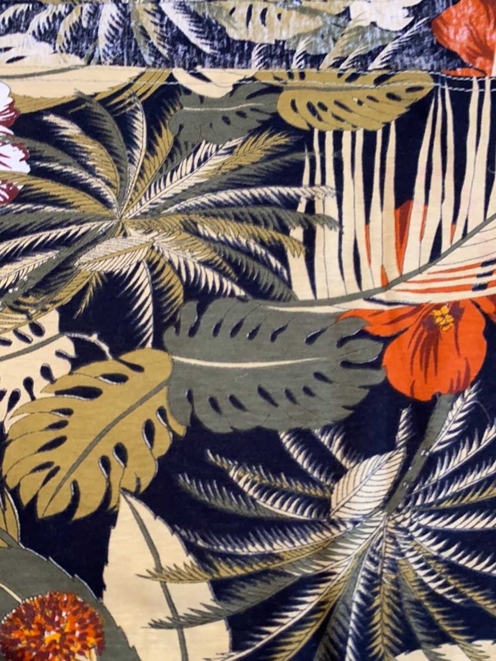 Tropical Foliage Knitwear Scarf - image 4