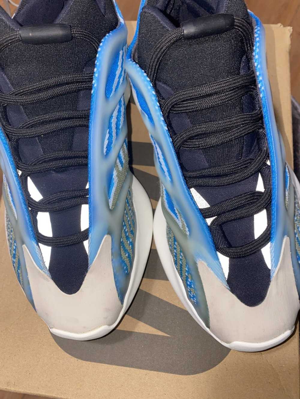 Adidas × Kanye West Yeezy 700 V3 - image 2