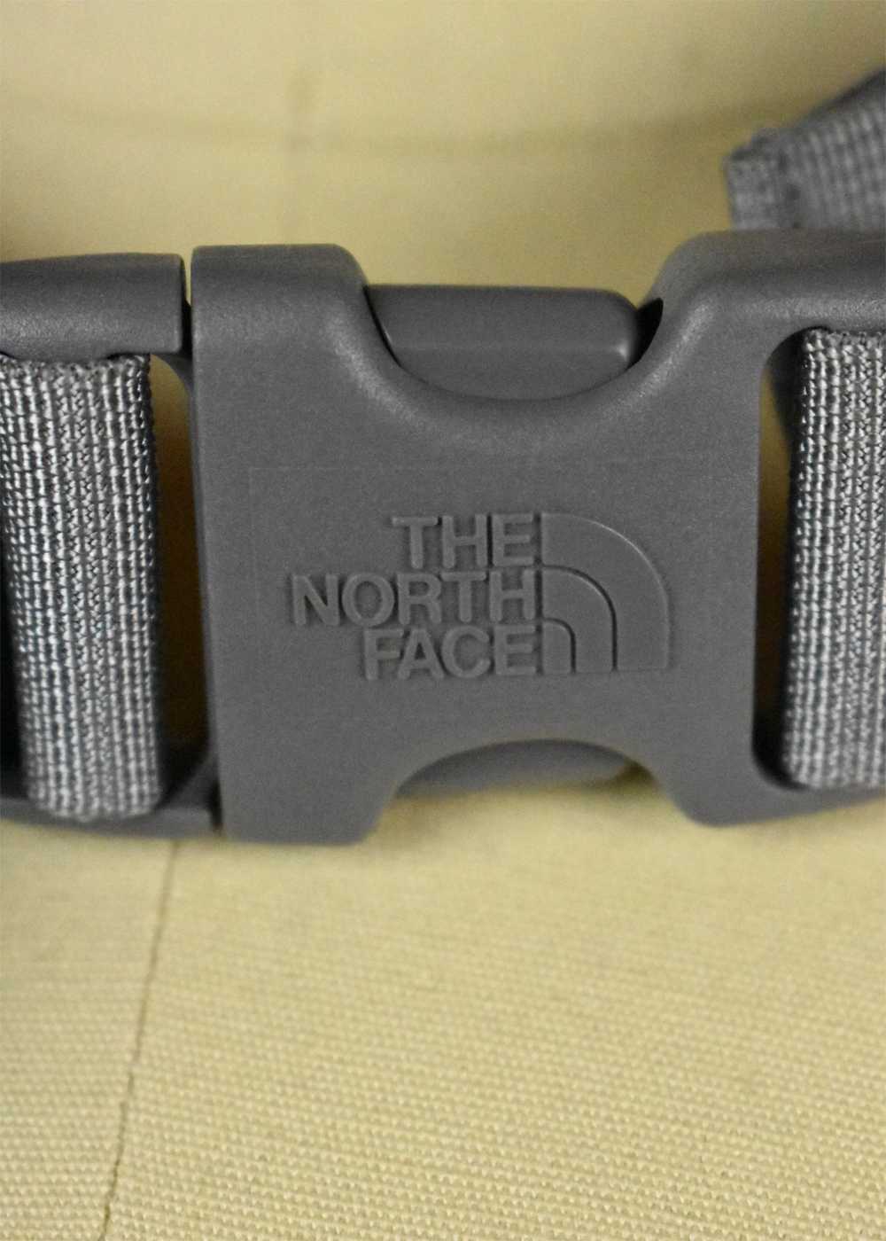Baby Blue 1990's The Northface Fannypack - image 7