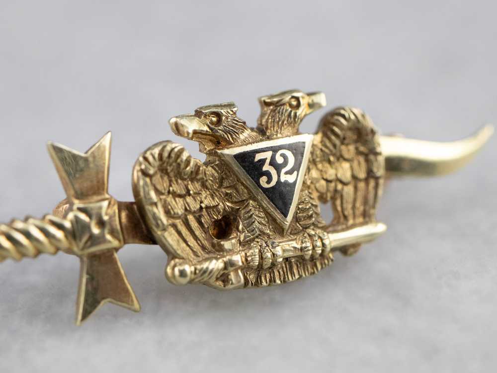 Antique Gold and Enamel Masonic Pin - image 10