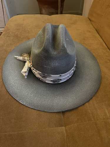 Other Revran Hat