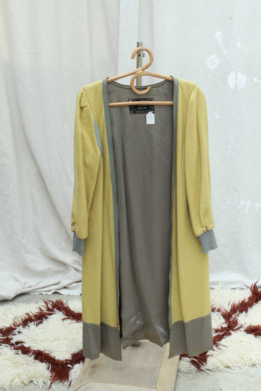60’s Green Wool/Silk Coat Liner Small - image 1