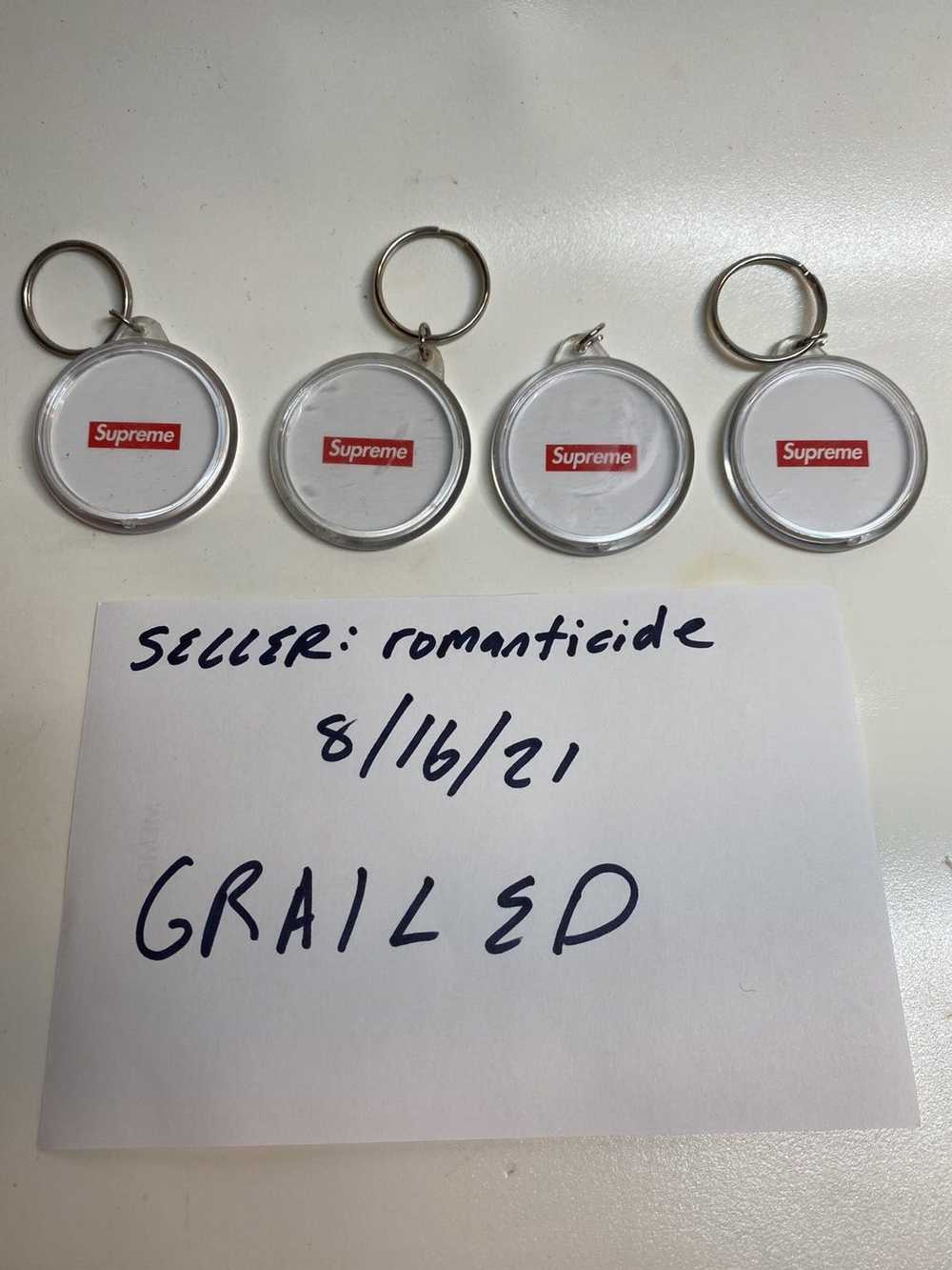 Supreme Supreme Rent my Face Keychains (4 pack) - image 2