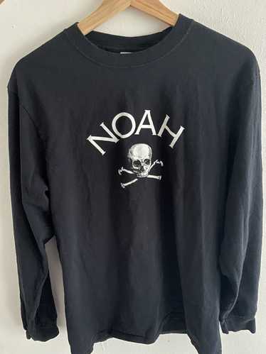 Noah Noah black