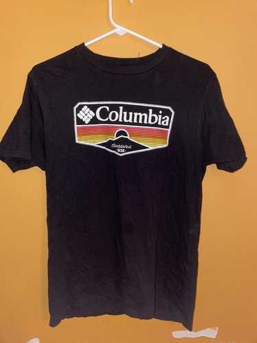 Columbia Columbia Sunset logo tee